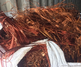 Cơ sở thu mua phế liệu Quận 7 giá cao chuyên nghiệp