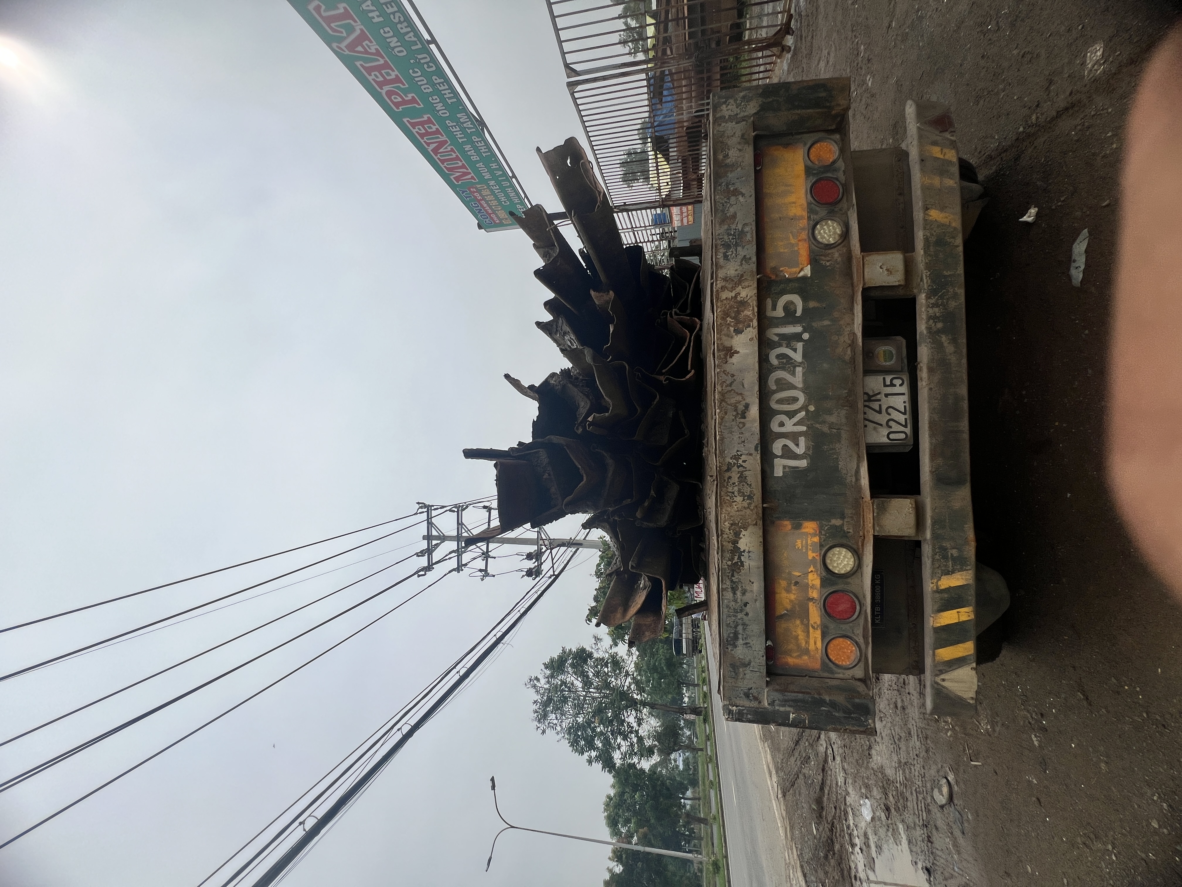 xe chở tận nơi / thu mua cừ larsen cũ phế liệu giá cao