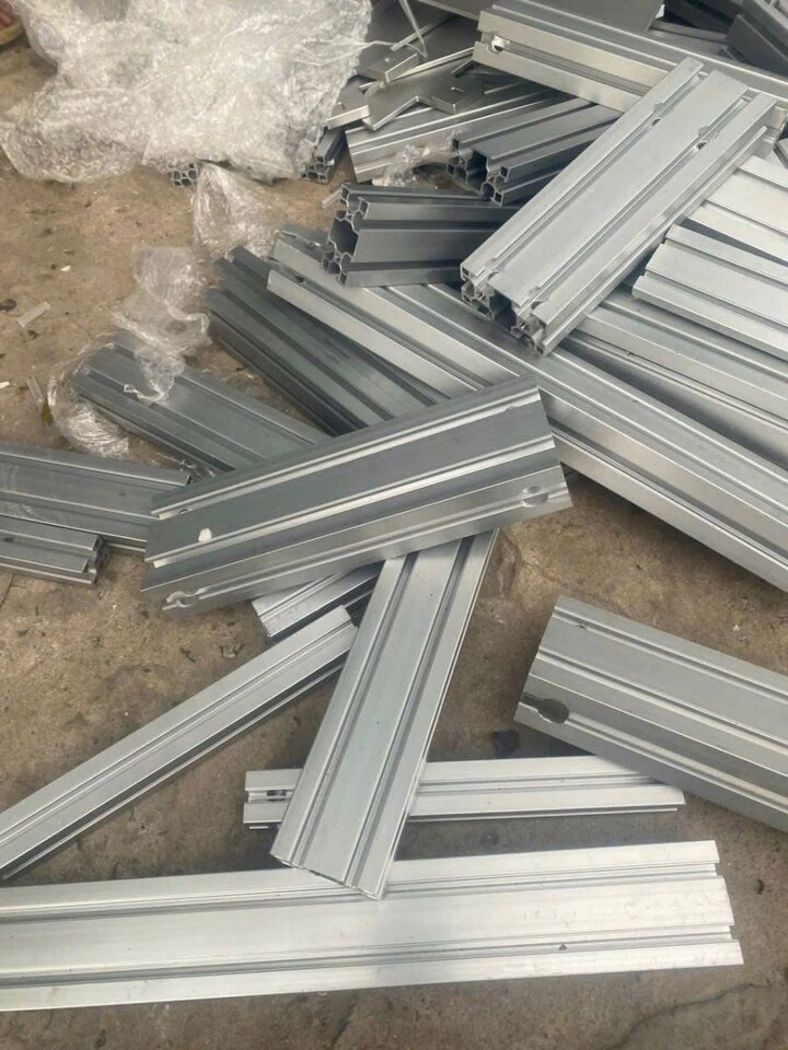 Nhôm định hình công nghiệp loại dày Phát Tài thu mua