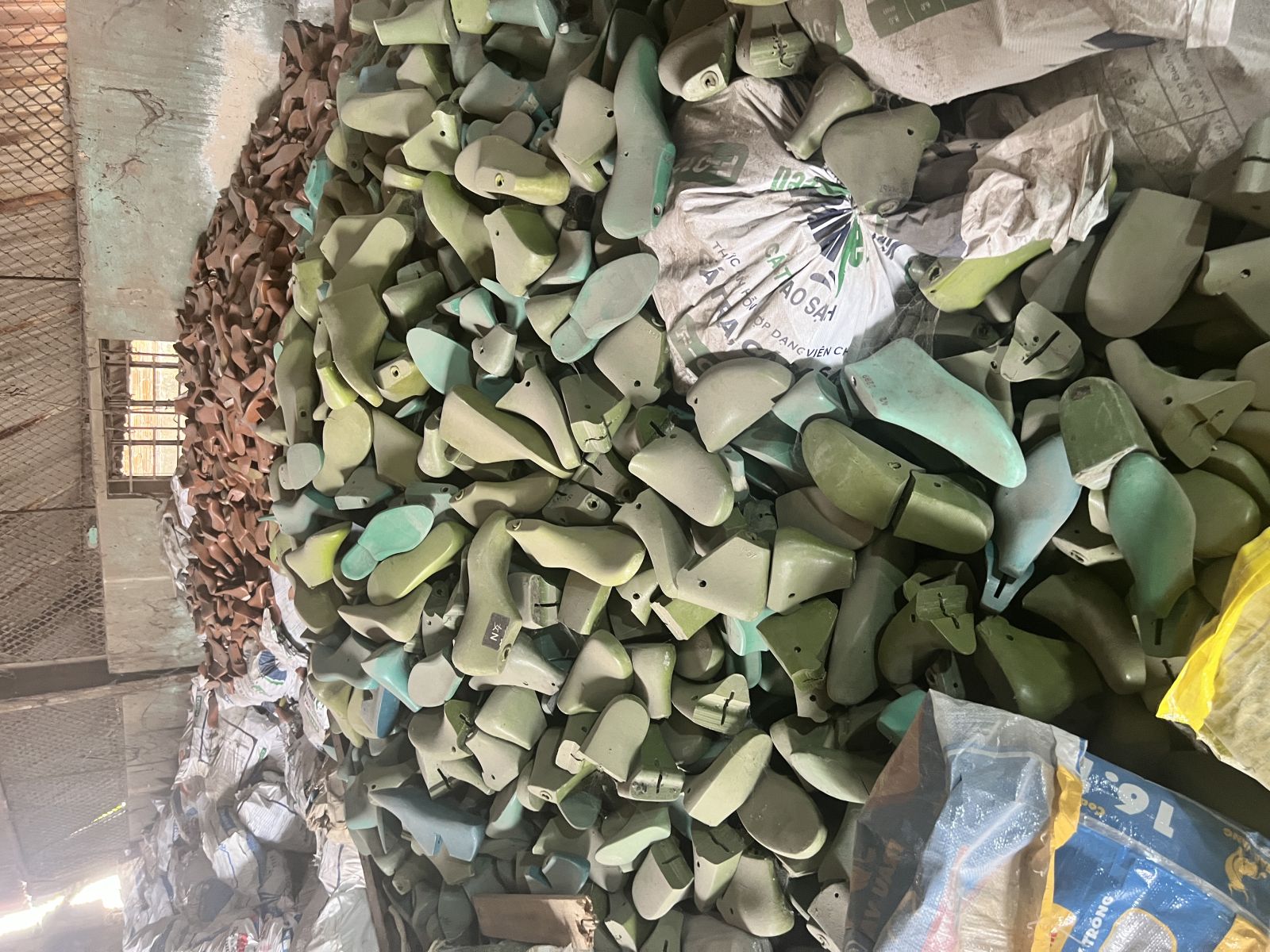 phát tài thu mua phế liệu nhựa giá cao toàn quốc